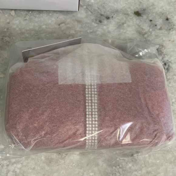 Nina Lara Feather Embellished Minaudiere Clutch - Picture 11 of 13